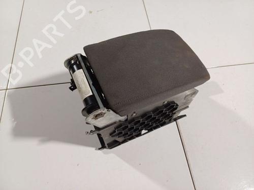Used Armrest / Center console Armrest / Center console VW GOLF PLUS V (5M1, 521) 1.9 TDI (105 hp) 34987509 34987509