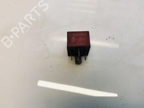 other-renault-laguna-ii-bg01_-2001-2002-2003-2004-2005-2006-2007-33090143 main image