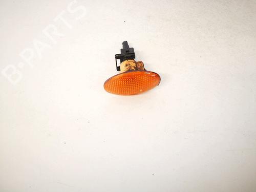 Used Left side indicator Left side indicator FORD MONDEO I (GBP) 2.0 i 16V (136 hp) 35600427 35600427