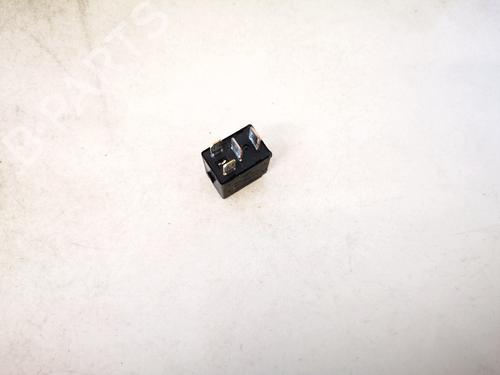 Electronic sensor MERCEDES-BENZ C-CLASS (W203) C 200 CDI (203.004) | BP33079598M84 - Image 2