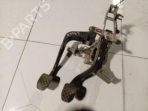 Used Pedal Pedal 34904604 34904604