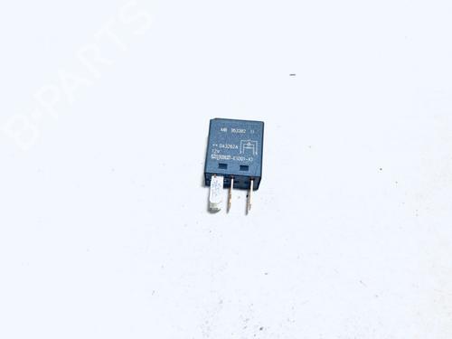 Used Electronic sensor Electronic sensor MITSUBISHI COLT VI (Z3_A, Z2_A) 1.5 (Z23A) (109 hp) 33067970 33067970