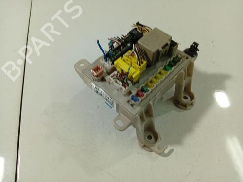 Used Fuse box Fuse box TOYOTA PREVIA II (_R3_) 2.0 D-4D (CLR30_, CLR30R) (116 hp) 40113547 40113547
