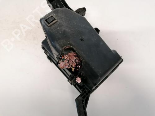 Fuse box SUZUKI SWIFT III (MZ, EZ) 1.3 4x4 (RS 413, ZD11S) | BP33082422E1 - Image 3