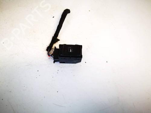 Used Switch Switch VW BORA I (1J2) 1.9 TDI (115 hp) 32577366 32577366