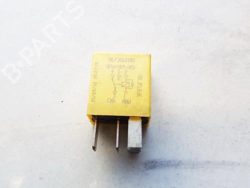 Used Other Other PEUGEOT 208 I (CA_, CC_) 1.2 VTI 82 (82 hp) 33063681 33063681