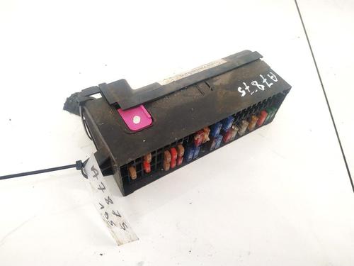 fuse-box-vw-touran-1t1-1t2-2003-2004-2005-2006-2007-2008-2009-2010-2011-32900773 main image