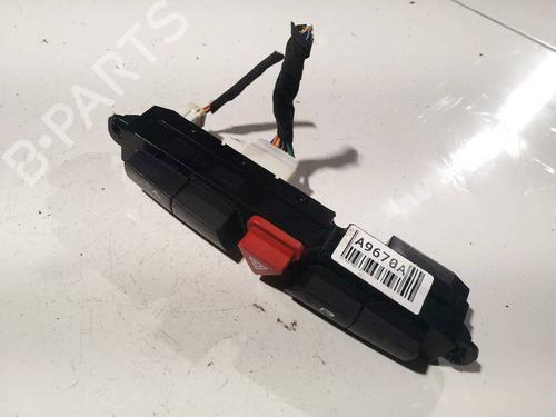 Used Warning switch Warning switch KIA CEE'D Hatchback (ED) 1.6 CRDi 90 (90 hp) 34972880 34972880