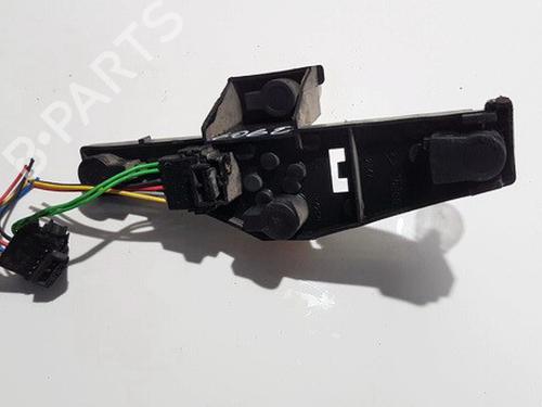 lamp-holder-renault-laguna-ii-bg01_-2001-2002-2003-2004-2005-2006-2007-35637427 main image