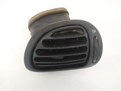 Used Air vent Air vent PEUGEOT 206 Hatchback (2A/C) 1.4 i (75 hp) 32895912 32895912