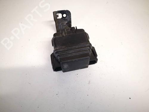 fuse-box-honda-insight-ze_-2009-32964740 main image