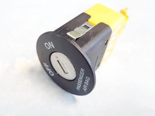 Used Switch Switch KIA CARNIVAL / GRAND CARNIVAL III (VQ) 2.9 CRDi (185 hp) 33099660 33099660