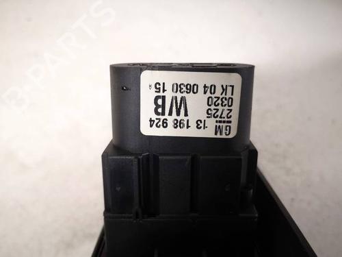 Switch OPEL ASTRA H (A04) 1.9 CDTI (L48) | BP40616475I30 - Image 3