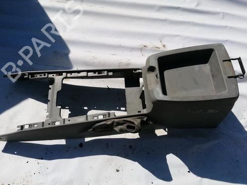 Used Armrest / Center console Armrest / Center console 35526733 35526733