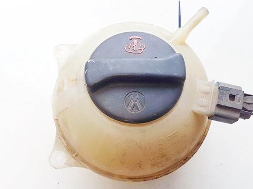 Used Expansion tank Expansion tank VW POLO II (86C, 80) 1.3 (55 hp) 35869352 35869352