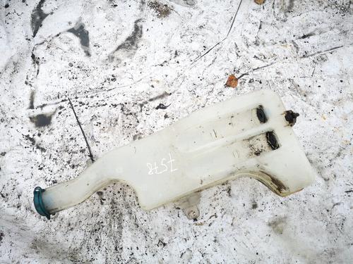 Used Windscreen washer tank Windscreen washer tank 35479022 35479022