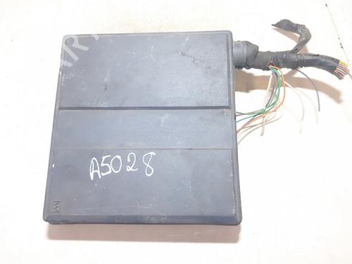 Used Fuse box Fuse box RENAULT SAFRANE I (B54_) 3.0 V6 (B54B, B544) (167 hp) 33523728 33523728