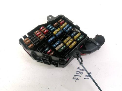 fuse-box-audi-a8-d3-4e2-4e8-2002-2003-2004-2005-2006-2007-2008-2009-2010-32917751 main image