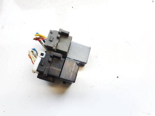 Fuse box HONDA FR-V (BE) 2.2 i CTDi (BE5) | BP37085156E1 - Image 2