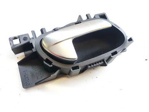 rear-right-interior-door-handle-citroen-c4-picasso-ii-2013-35003920 main image
