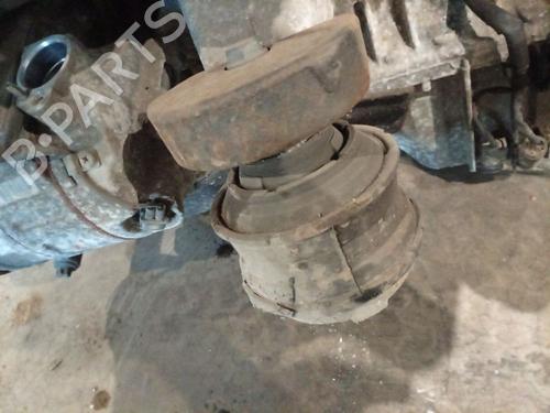 Used Engine mount Engine mount 37413199 37413199