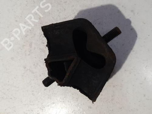Used Engine mount AUDI 80 B2 Saloon (811, 813, 814, 819, 853) 1.6 D (54 hp) 32571795