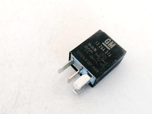 Used Electronic sensor Electronic sensor OPEL ZAFIRA / ZAFIRA FAMILY B (A05) 1.9 CDTI (M75) (150 hp) 33071520 33071520