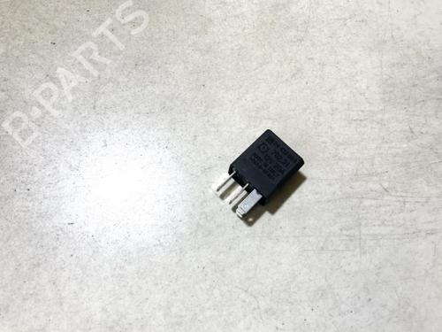 Electronic sensor OPEL ZAFIRA A MPV (T98) 2.2 DTI 16V (F75) | BP33071648M84 - Image 3