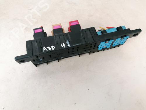 Used Fuse box Fuse box AUDI A4 B5 (8D2) 1.9 TDI (110 hp) 32874599 32874599