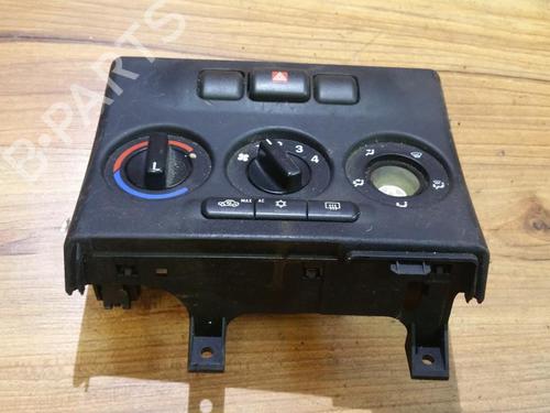 climate-control-opel-zafira-a-mpv-t98-1999-2000-2001-2002-2003-2004-2005-2006-35648986 main image
