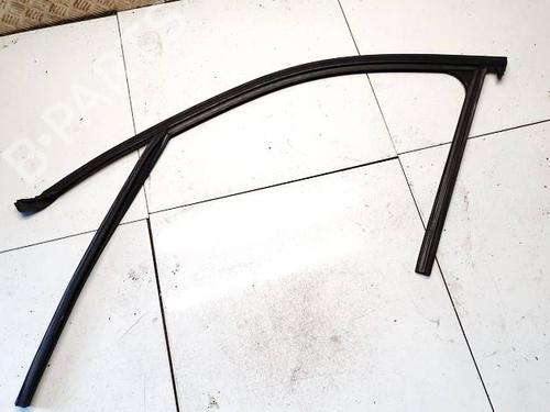 Gummiliste Gummiliste BMW 3 (F30, F80) 320 d (163 hp) 39758103 39758103