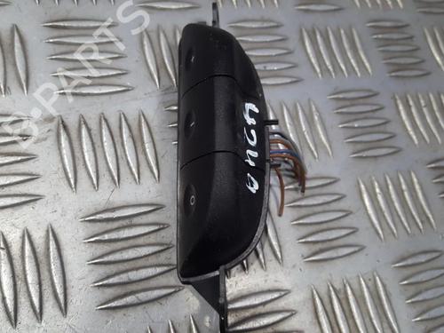 Used Steering wheel controls Steering wheel controls 35705703 35705703