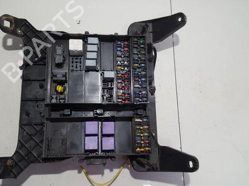 Used Fuse box Fuse box RENAULT ESPACE III (JE0_) 2.2 D (114 hp) 33509682 33509682