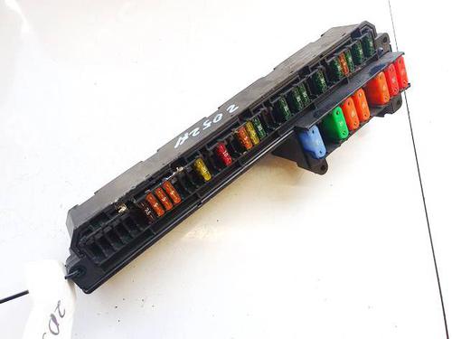 Used Fuse box Fuse box MERCEDES-BENZ GL-CLASS (X164) GL 420 CDI 4-matic (164.828) (306 hp) 40053488 40053488