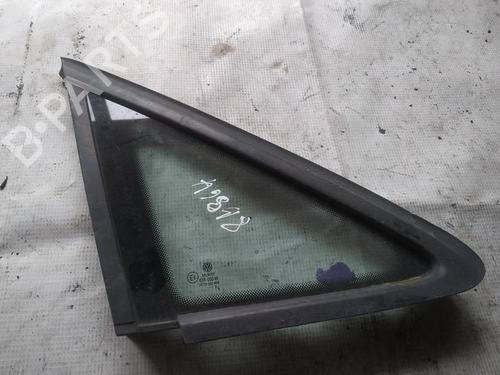 Vidro triangular frente direito Vidro triangular frente direito 35063139 35063139