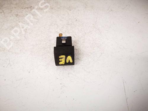 Used Switch Switch OPEL VECTRA B (J96) 1.7 TD (F19) (82 hp) 40245970 40245970