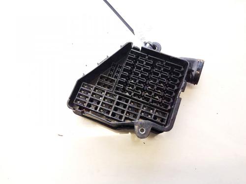fuse-box-vw-passat-b5-variant-3b5-1997-1998-1999-2000-2001-33108336 main image