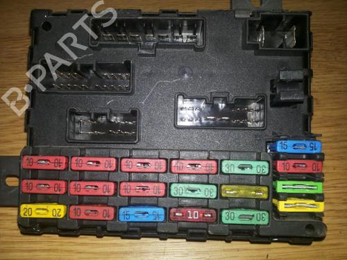 Used Fuse box Fuse box FORD MONDEO IV Saloon (BA7) 2.0 LPG (145 hp) 33501153 33501153