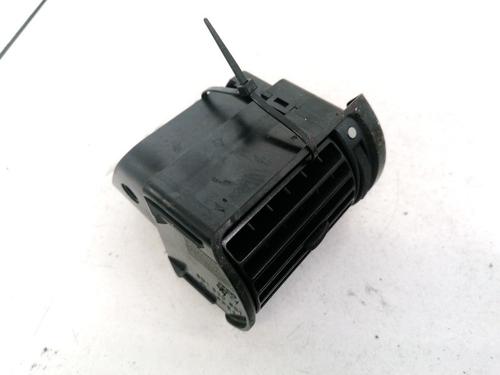 air-vent-audi-a4-b5-8d2-1994-1995-1996-1997-1998-1999-2000-2001-32911917 main image