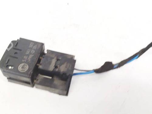 Switch SKODA FABIA II (542) 1.2 12V | BP35024621I30 - Image 2
