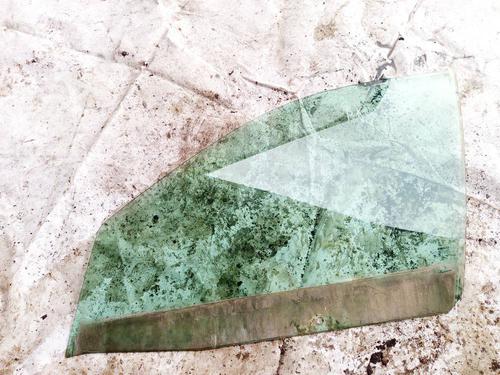 Used Front left door window Front left door window 37582786 37582786