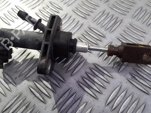 Used Clutch slave cylinder Clutch slave cylinder SUZUKI SX4 (EY, GY) 1.6 DDIS (RW416D) (90 hp) 35678806 35678806