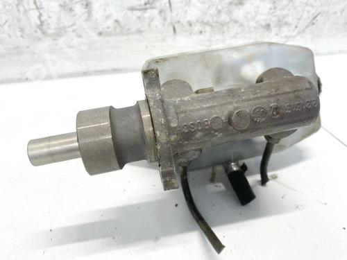 Used Brake master cylinder Brake master cylinder FORD TRANSIT Van (FA_ _) 2.0 DI (FAE_, FAF_, FAG_) (86 hp) 35053101 35053101