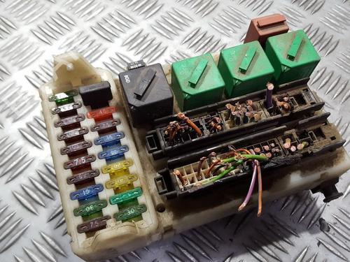 Used Fuse box Fuse box FORD MONDEO II (BAP) 1.8 TD (90 hp) 33490530 33490530