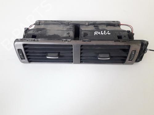 Used Air vent AUDI A6 C5 (4B2, 4B4) 2.5 TDI (150 hp) 33100057