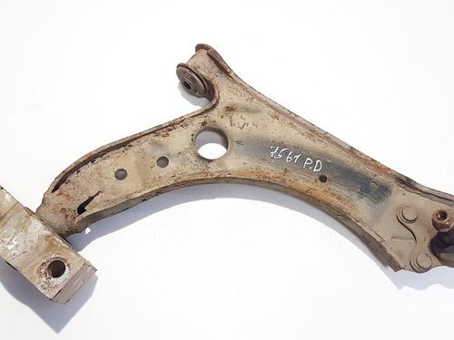 Used Right front suspension arm Right front suspension arm 35465689 35465689