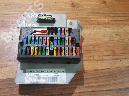 Used Fuse box Fuse box CITROËN XSARA (N1) 2.0 HDi 90 (90 hp) 33504827 33504827