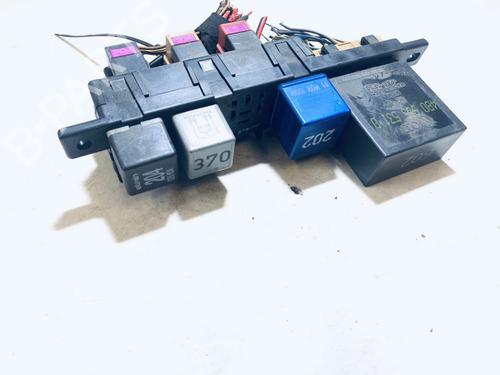 Used Fuse box Fuse box AUDI A6 C5 (4B2, 4B4) 1.9 TDI (110 hp) 33079005 33079005