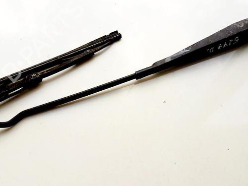 Used Front windshield wiper arm Front windshield wiper arm 33520016 33520016