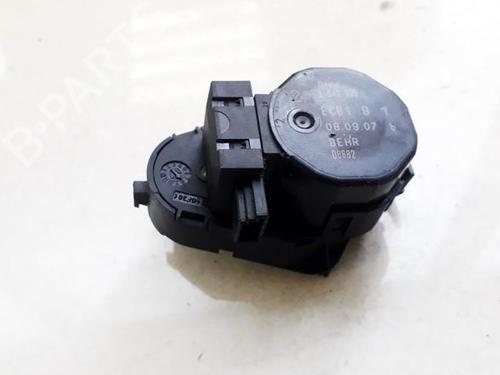 Used Electronic module Electronic module BMW 5 (E60) 525 d (197 hp) 33526815 33526815